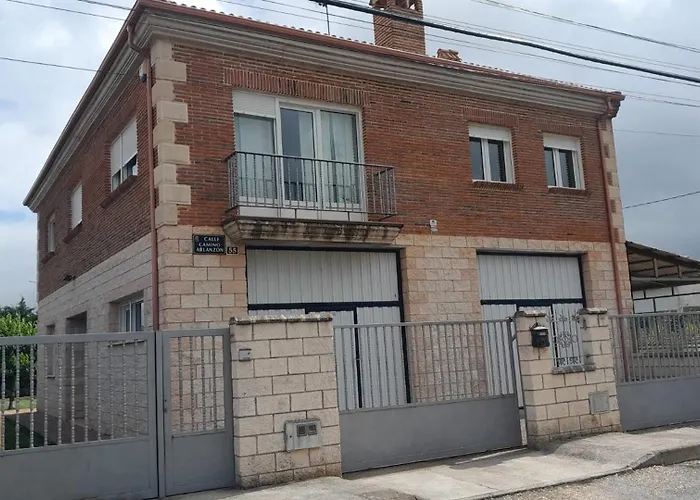 El Refugio De Sam Lodge Burgo